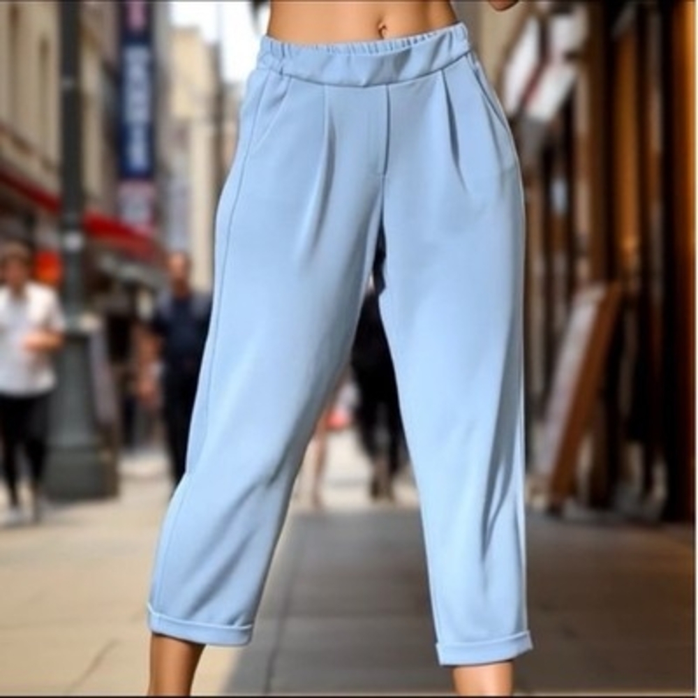 Womens Light Blue Stretch Ankle Pants Tapered Leg Pull On Size M NWT